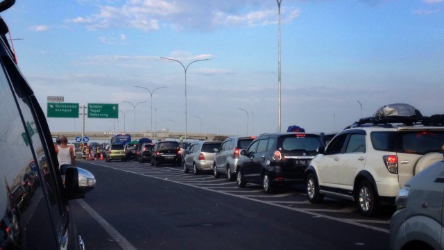 Tips Mendapatkan Bensin Saat Mudik