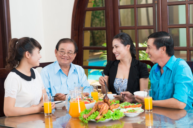 Rindu buka puasa bersama keluarga (Foto: Thinkstocks)