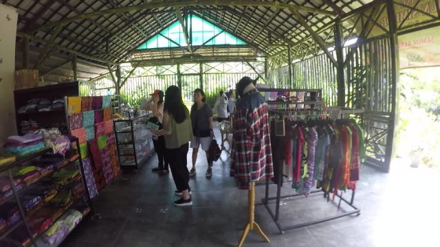 Berkunjung ke Kampung Ahok di Belitung (Foto: Instagram/@terdalam_)