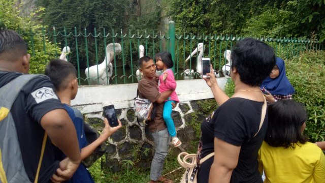 Keramaian Ragunan.  (Foto: Ochi Amanaturrosyidah/kumparan)