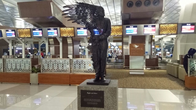 Right and Alert, karya Nyoman Nuarta (Foto: Amanaturrosyidah/kumparan)