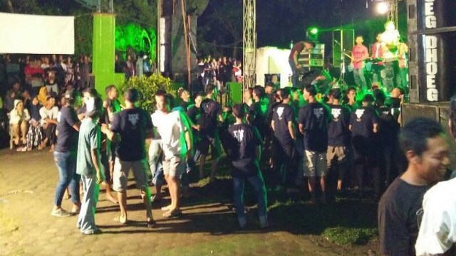 Hiburan orkes dangdut. (Foto: Instagram: @polresdemak_)