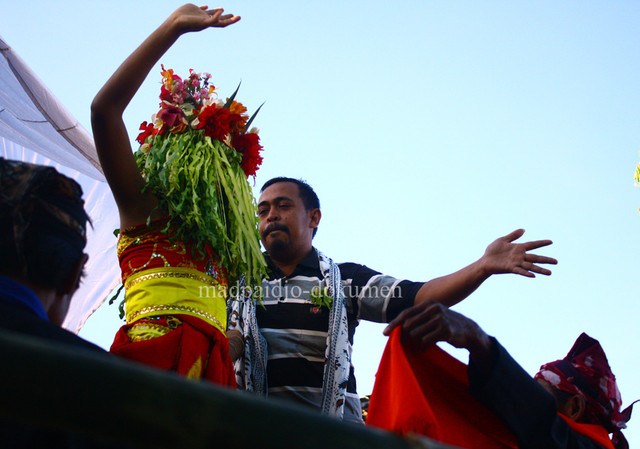 Menari Bersama Roh Suci Penjaga Desa di Banyuwangi (2)