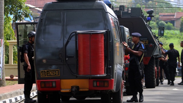 Mapolda Sumut pasca penyerangan (Foto: ANTARA FOTO/Irsan Mulyadi)