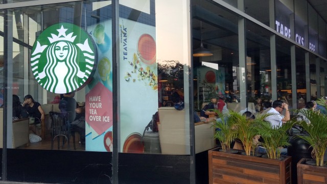 Suasana di Starbucks Foto: Amanaturrosyidah/kumparan