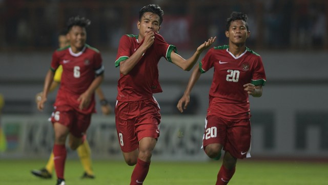 Timnas U16 lawan Vietnam (Foto: Antara/Sigid Kurniawan)