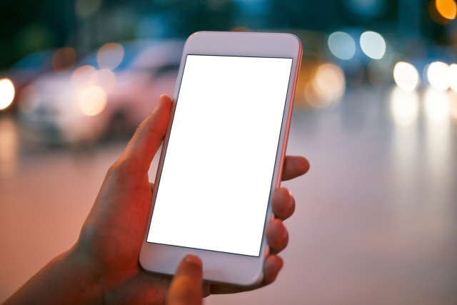 Matikan Hp Saat Bersama Pasangan (Foto: Thinkstock)