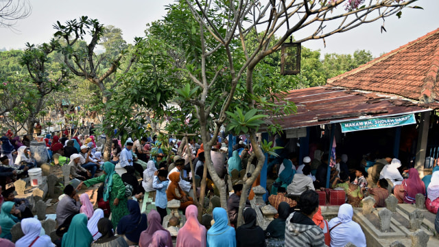 Haul ke-117 KH. Sholeh Darat (Foto: Antara/R.Rekotomo)