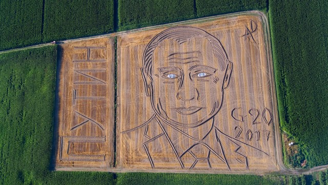 Lukisan Putin karya Dario Gambarin (Foto: Dario Gambarin via AP)