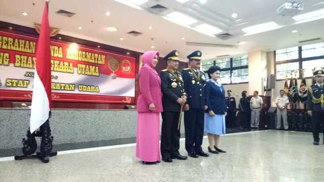 Bintang Bhayangkara Utama untuk KSAU  (Foto: Ainul Qalbi/kumparan)