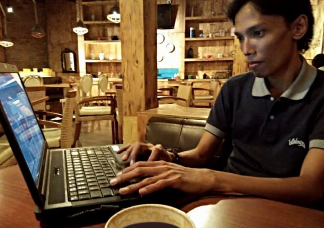 Kisah Angger, dari karyawan sukses jadi freelancer desain grafis