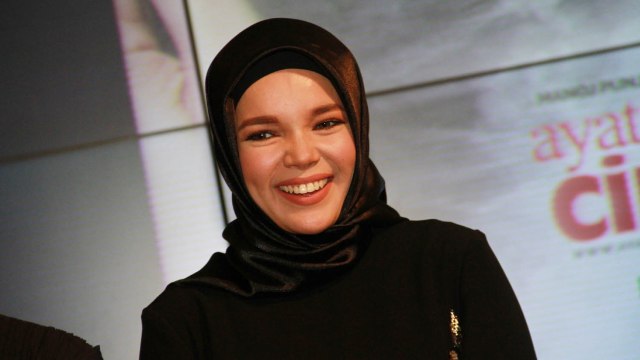 Dewi Sandra  (Foto: Munady)