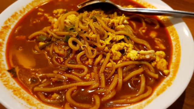 Mie Aceh, diambil dengan Galaxy S8 (Foto: Aditya Panji/kumparan)