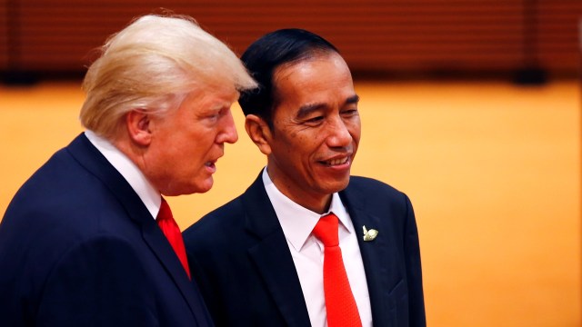 Jokowi dan Trump di KTT G20 Foto: REUTERS/Wolfgang Rattay