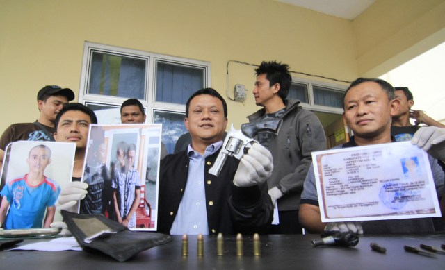 Barang bukti pembunuhan Dokter Italia (Foto: Antara/Ardiansyah)