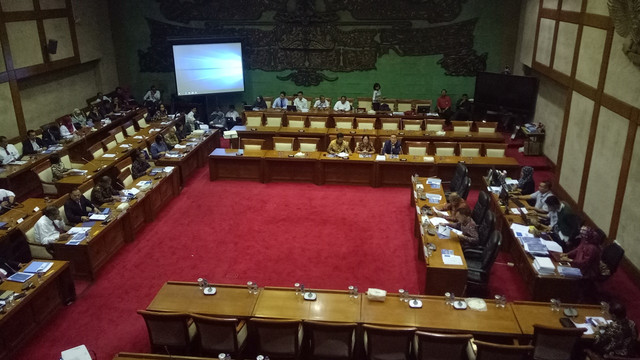 Rapat Kerja Pemerintah dan BI dengan Komisi XI (Foto: Nicha Muslimawati/kumparan)