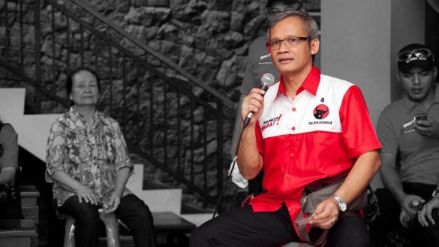 Ario Bimo anggota Fraksi PDIP (Foto: Facebook/Aria Bima Trihastoto)