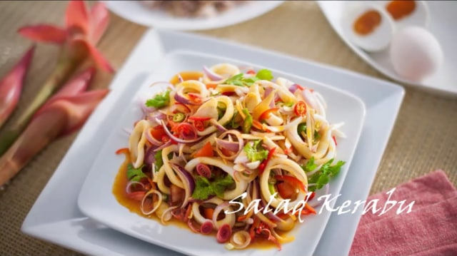 Ragam Olahan Salad: KERABU TIMUN (MALAYSIA)