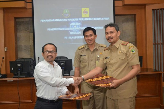 PLN dan Pemprov Jabar (Foto: Dok. PLN)