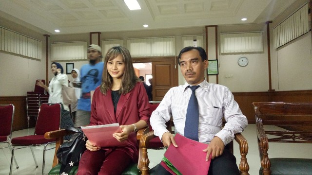 Kirana Larasati di Pengadilan Agama Jaksel (Foto: Yurika Kencana/kumparan)