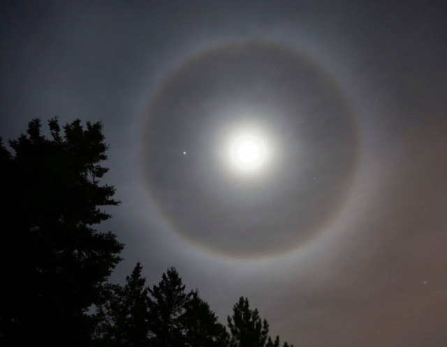 MOON HALO