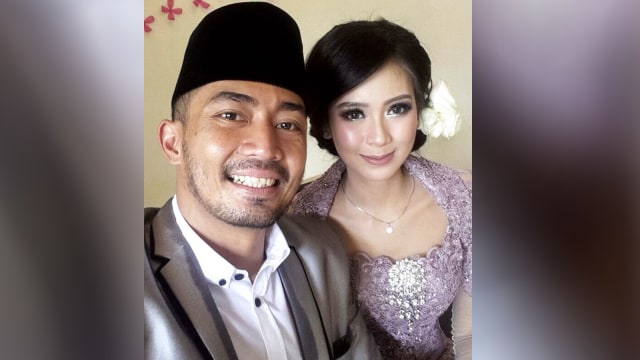 Yama Carlos dan istri saat nikah siri. (Foto: Dok. Pribadi)