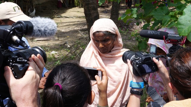 Perempuan Rohingya. (Foto: REUTERS/Simon Lewis)