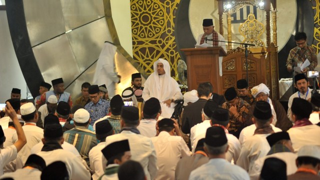 Pertemuan Ulama Dunia (Foto: ANTARA FOTO/Iggoy el Fitra)