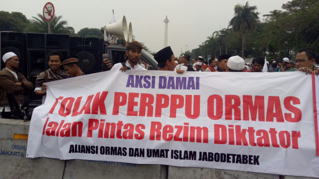 Aksi Damai Tolak Perppu Ormas (Foto: Wahyuni Sahara/kumparan)