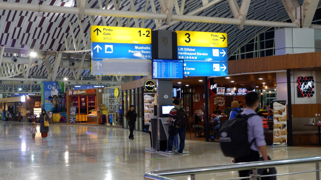 Bandara Internasional Sultan Hasanuddin Makassar Foto: Sari Kusuma Dewi/kumparan