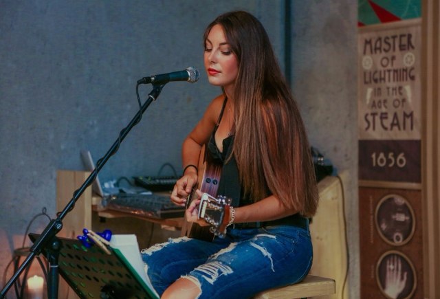 So, what's your music again? (Foto: Istimewa)