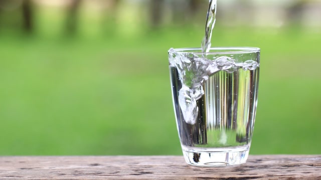 Air bersih belum tentu sehat diminum. (Foto: Thinkstock)