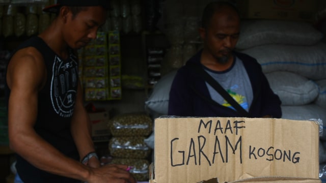 Garam langka (Foto: ANTARA FOTO/Muhammad Iqbal)