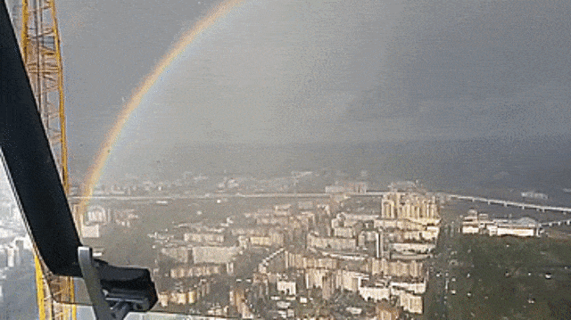 Pelangi di St. Petersburg (Foto: YouTube/Lakhta Center / Лахта Центр)