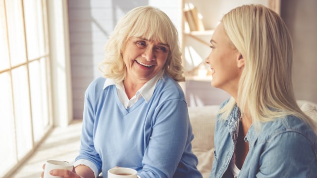 Menemui orang tua pasangan. (Foto: Thinkstock)