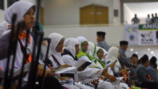 Pemberangkatan Jemaah Haji. (Foto: Antara/Indrianto Eko Suwarso)