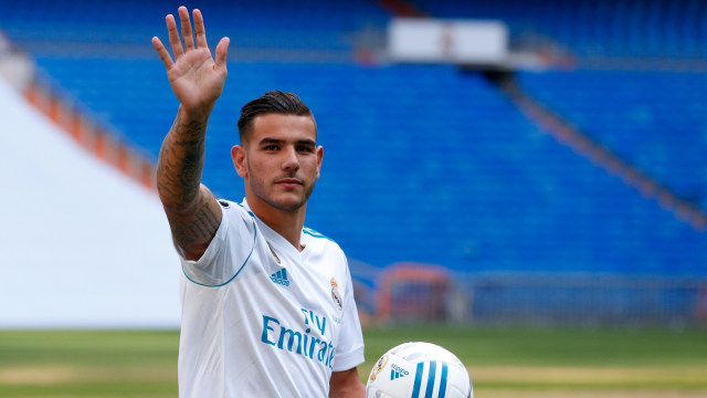 Theo Hernandez saat berseragam Real Madrid. Foto: Reuters/Paul Hanna