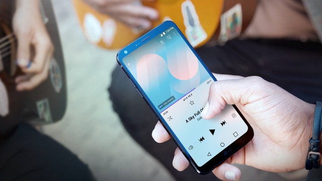 Ponsel LG Q6. (Foto: LG Electronics Indonesia)