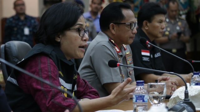 Menkeu Sri Mulyani dan Kapolri Tito Karnavian (Foto: Fanny Kusumawardhani/kumparan)