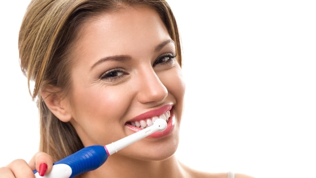 Ilustrasi menggosok gigi. (Foto: Thinkstock)