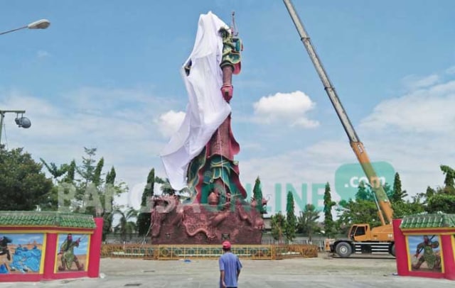 Jadi Kontroversi, Patung Dewa Perang Kong Co Kwan Sing Tee Koen Dibungkus Kain