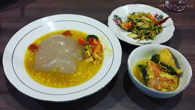Papeda, makanan Indonesia Timur (Foto: @katongronda/Instagram)