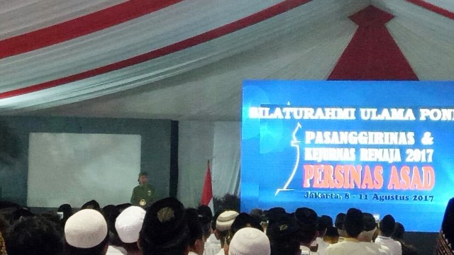 Jokowi di Pesantren Minhaajurrosyidiin Jaktim. (Foto: Nicha Muslimawati/kumparan)