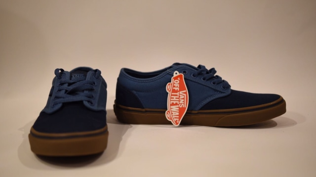 Sepatu jualan Wamenkum Denny Indrayan (Foto: Dok. Denny Indrayan)
