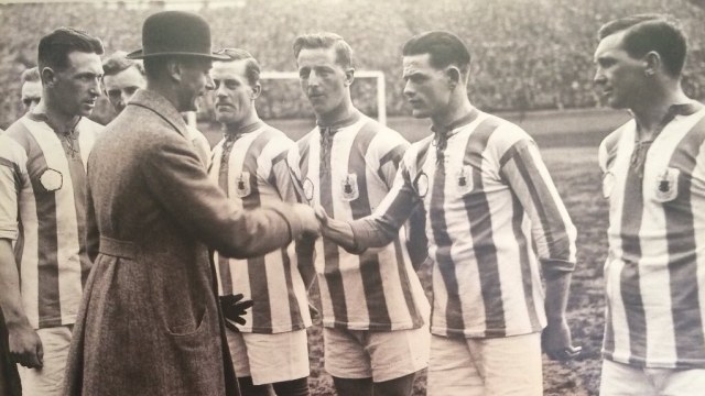 Huddersfield Town 1921/22. (Foto: Twitter/Dan Jackson)