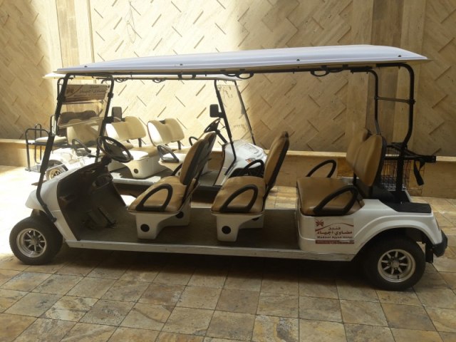 Hotel Ini Sediakan Mobil Golf bagi Jemaah Lansia ke Masjidil Haram