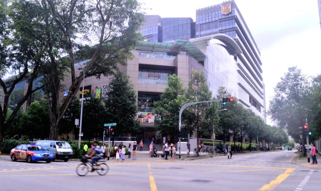 melihat keindahan kota singapura (7)