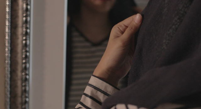 Astari, perempuan Jawa yang disunat. (Foto: Syarifah Sadiyah/kumparan)