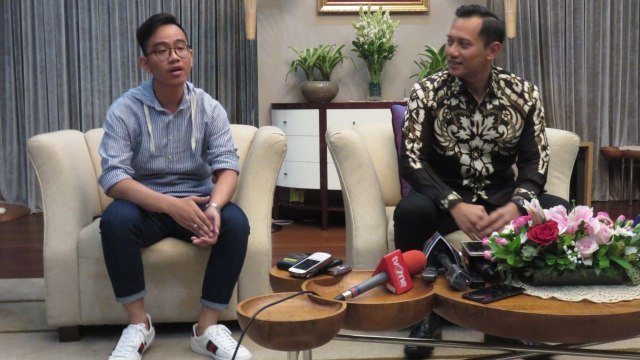 Gibran Rakabuming Raka dan AHY (Foto: Yudhistira Amran/kumparan)