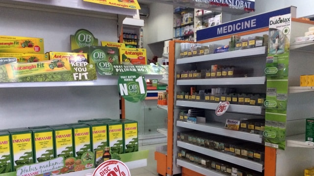 Nyonya Meneer sudah tidak ada di Kimia Farma. (Foto: Kelik Wahyu/kumparan)